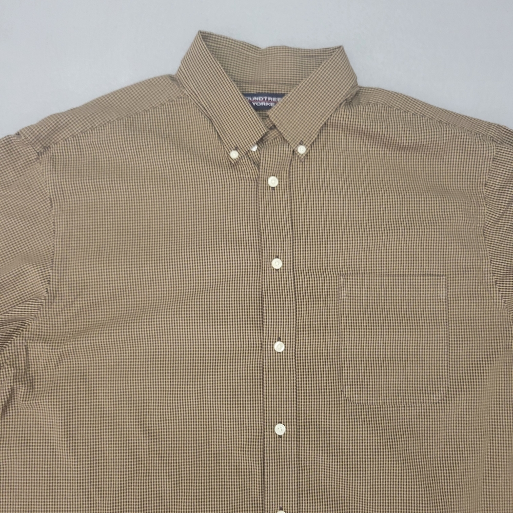 Roundtree And Yorke Long Sleeve Button-Down Shirt Men's XL Brown Checkered.